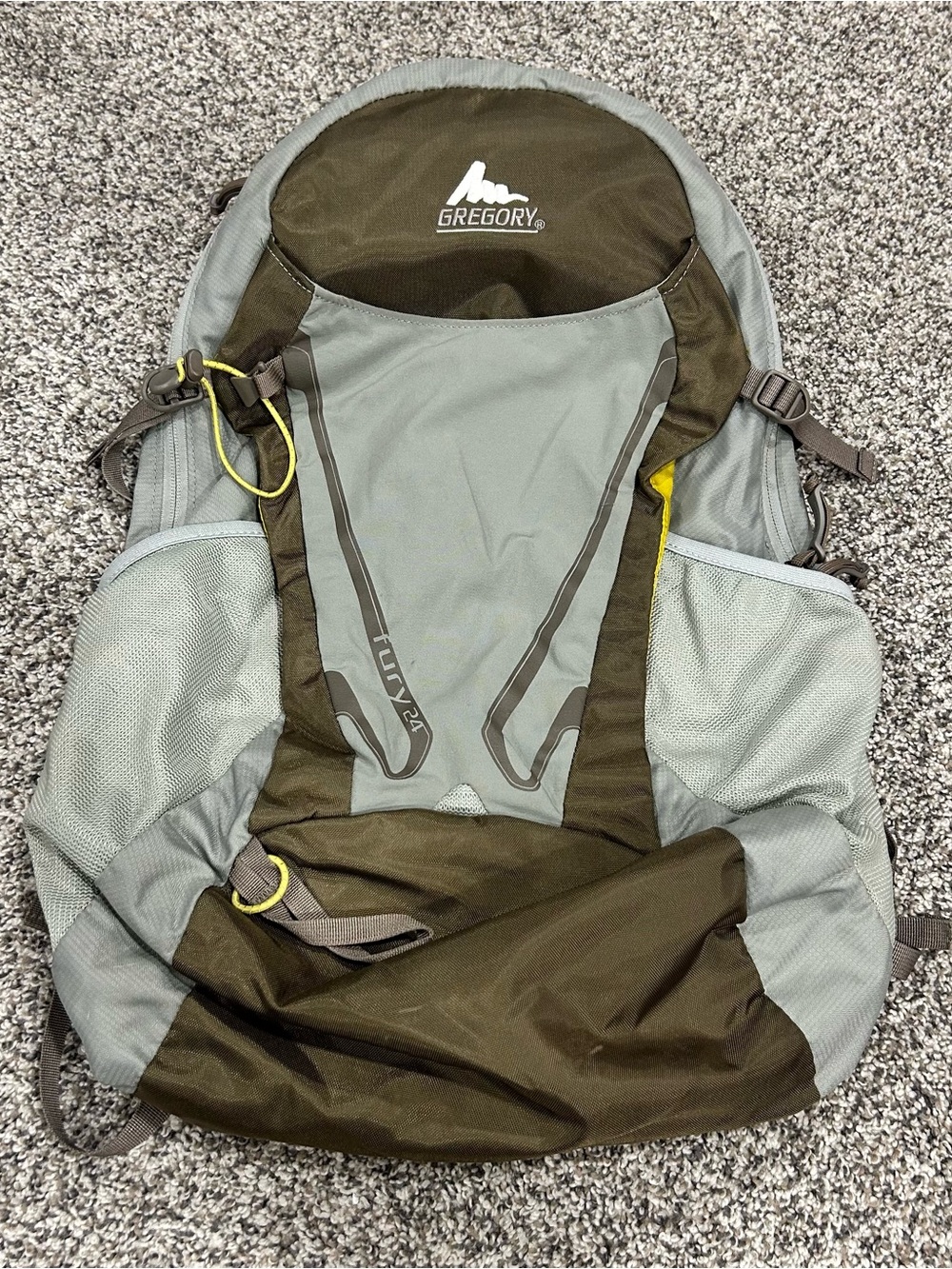 GREGORY Fury 24  Hiking Daypack Backpack Outdoor Hiking 20" x 10" x 8"